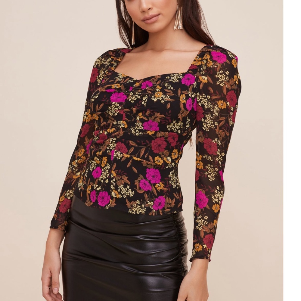ASTR Sweetheart Back Tie Floral Top XS